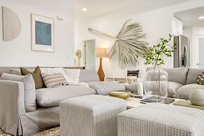 Sirenia by Avantstay Gorgeous Cape Coral Home w/ Pool & Modern Interio