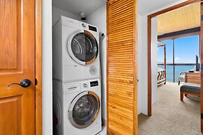 Hono Hideaway by Avantstay Ka'anapali Shores Resort Home on the Beach!