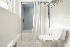 Clove by Avantstay Gorgeous Cottage w/ Pool, Privacy, Pool Table & Clo