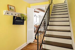 Clove by Avantstay Gorgeous Cottage w/ Pool, Privacy, Pool Table & Clo