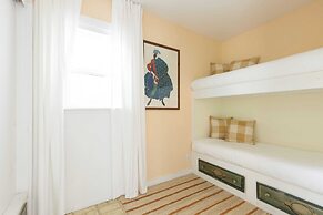 Everett by Avantstay 5mins to Palisades Tahoe! w/ HOT TUB