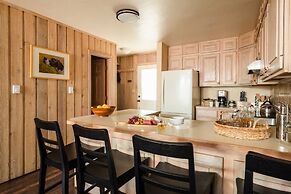 Rover by Avantstay Beautiful Ski-chalet in Heart of Breckenridge