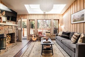 Rover by Avantstay Beautiful Ski-chalet in Heart of Breckenridge