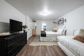 Rover by Avantstay Beautiful Ski-chalet in Heart of Breckenridge