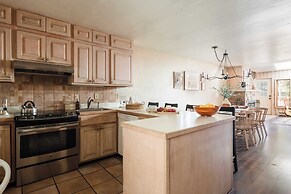 Rover by Avantstay Beautiful Ski-chalet in Heart of Breckenridge