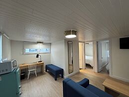 The Ours at Geneva on the Lake