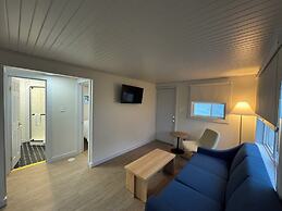 The Ours at Geneva on the Lake