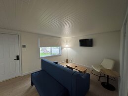 The Ours at Geneva on the Lake