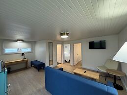 The Ours at Geneva on the Lake