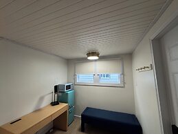 The Ours at Geneva on the Lake