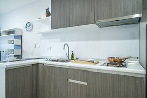 Ozone Condo by Lofty