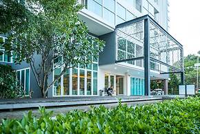 Ozone Condo by Lofty