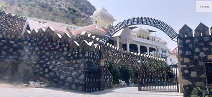 Badigarh Palace Resort