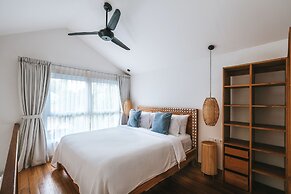 Sun & Moon Villa