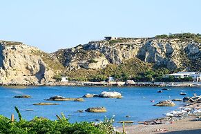 Stegna Sunrise Suite With Private Pool & sea View