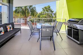 Pool View City Centre Apartment 202