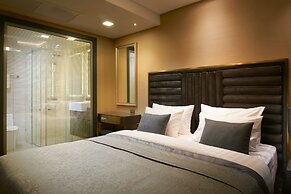 The Elysium Pratumnak Pattaya - By SHG