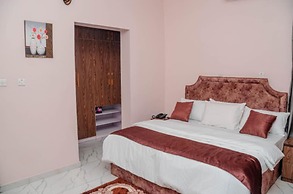 Stunning 3-bed House in Sapele