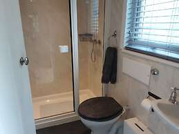 Tranquil Wood Cabin set in a Beautiful Orchard