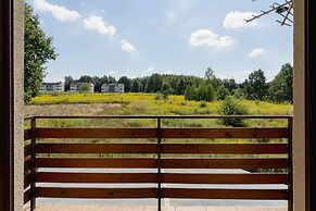 Czarnochowice House by Renters
