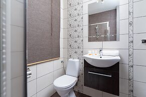 Czarnochowice House by Renters