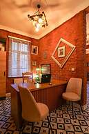 St. Moscow Taksim By Emmy