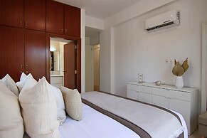 Phaedrus Living City Flat Androcleous