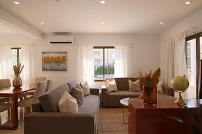 Phaedrus Living City Flat Androcleous