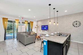 Private Views & Theme Rooms, Perfect for Families!