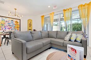 Private Views & Theme Rooms, Perfect for Families!