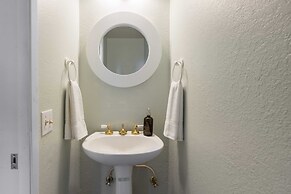 Black Oak by Avantstay Modern & Chic Santa Rosa Hideaway With Pool Tab