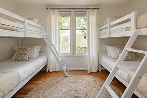 Crawdad by Avantstay Isle of Palms Home w/ BBQ