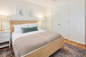 Crawdad by Avantstay Isle of Palms Home w/ BBQ