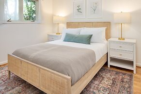 Crawdad by Avantstay Isle of Palms Home w/ BBQ