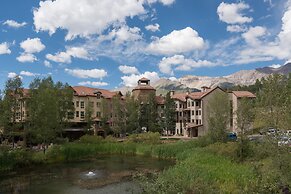 Le Chamonix I by Avantstay Condo w/ Views in Great Location