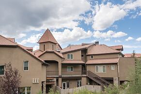 Le Chamonix I by Avantstay Condo w/ Views in Great Location