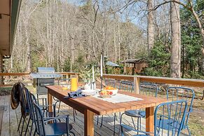 Sugar Cove by Avantstay Cabin by The River! w/ Hot Tub, Pool Table & G