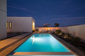 Aria by Avantstay Spectacular & Secluded Desert Oasis w/ Pool