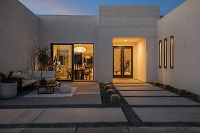 Aria by Avantstay Spectacular & Secluded Desert Oasis w/ Pool