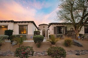 Palisades by Avantstay Gorgeous Backyard w/ Pool, Spa & Games