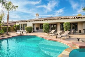 Palisades by Avantstay Gorgeous Backyard w/ Pool, Spa & Games