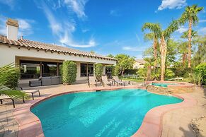 Palisades by Avantstay Gorgeous Backyard w/ Pool, Spa & Games
