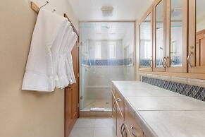 Redwood by Avantstay Secluded Cabin w/ Views & Spa 5mins to Northstar!