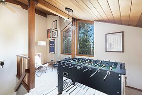 Redwood by Avantstay Secluded Cabin w/ Views & Spa 5mins to Northstar!
