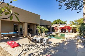 Aurora by Avantstay Luxurious Home With an Exquisite Pool, Spa, and Ou