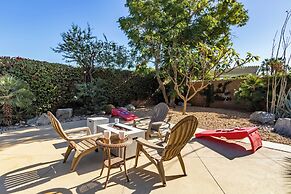 Aurora by Avantstay Luxurious Home With an Exquisite Pool, Spa, and Ou