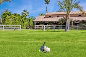 Mirabella by Avantstay Private Lake + Kayaks & Paddle Boating!