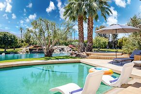 Mirabella by Avantstay Private Lake + Kayaks & Paddle Boating!