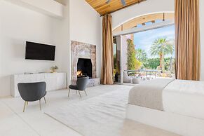 Mirabella by Avantstay Private Lake + Kayaks & Paddle Boating!