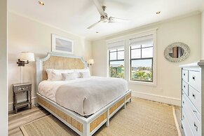 Monarch by Avantstay Stunning Estate 1 Block to Beach, Swim Up Bar, Ho